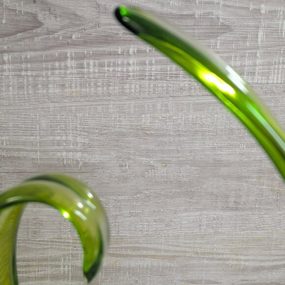EDAG Crystal Hook and Curl Lime Green Centerpiece Art Sculpture (Murano?) - Picture 7 of 11